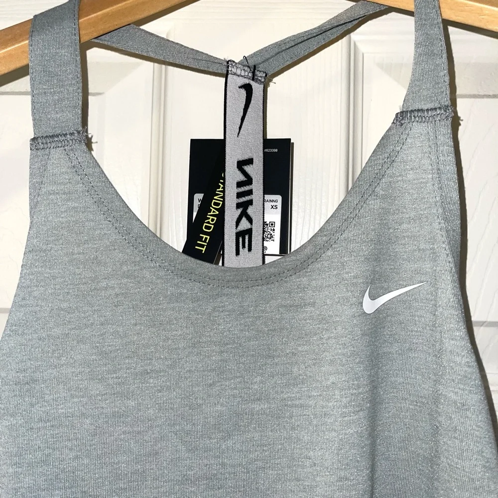 Nike Dri-FIT Elastika Womens Training Tank - Picture 2 of 8